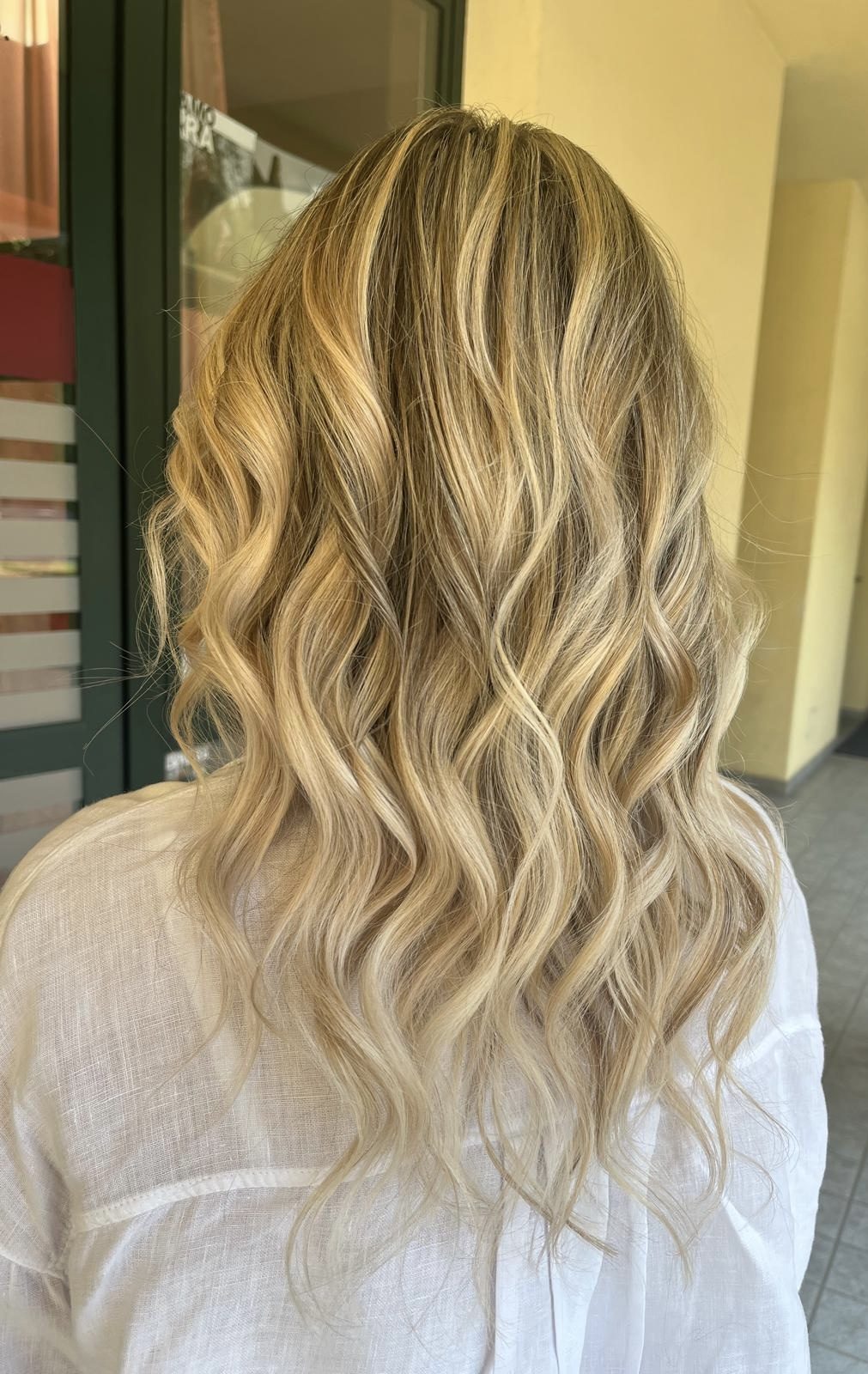 Balayage, lavoro realizzato nel salone Riflessi