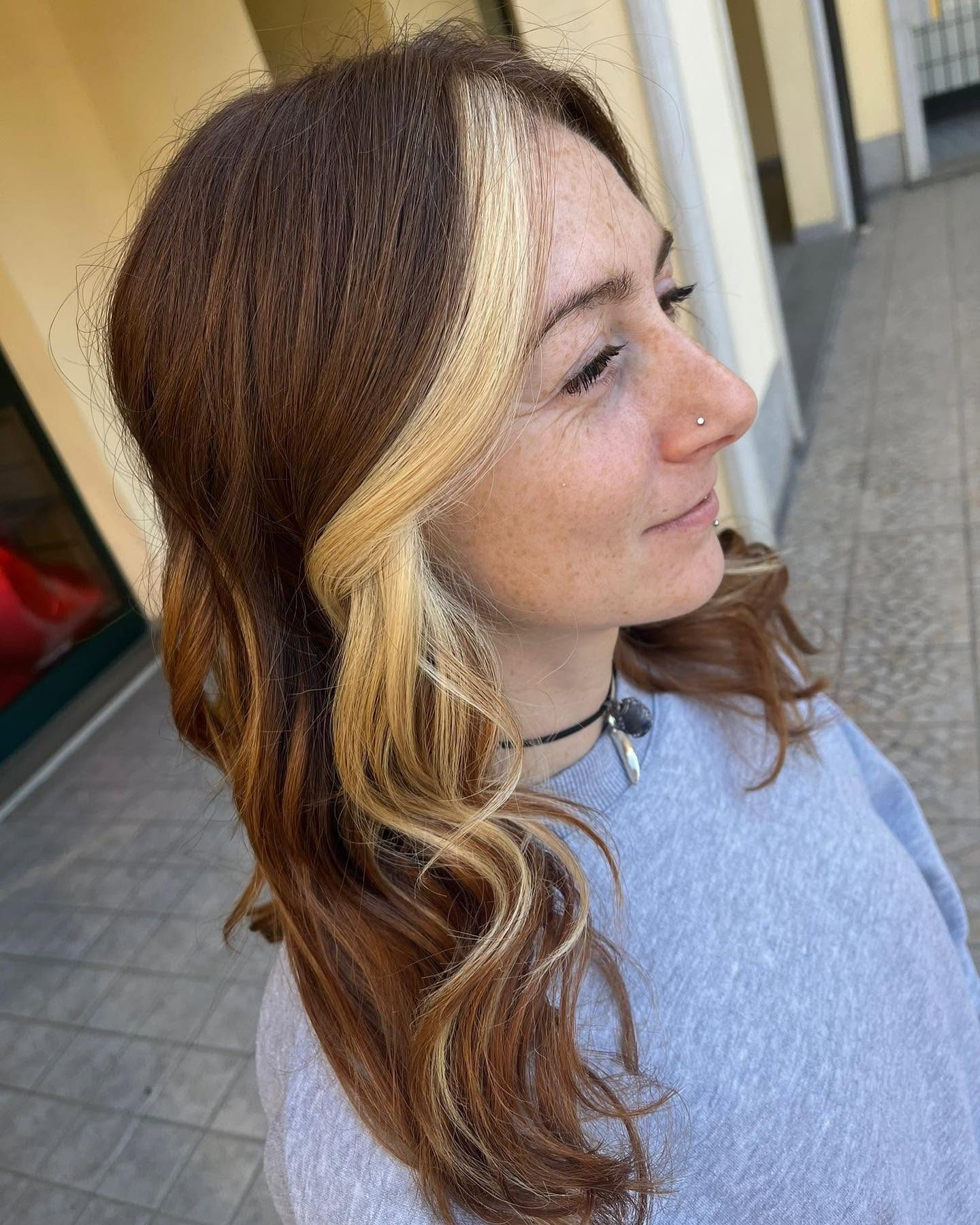 Contouring capelli nel salone Riflessi