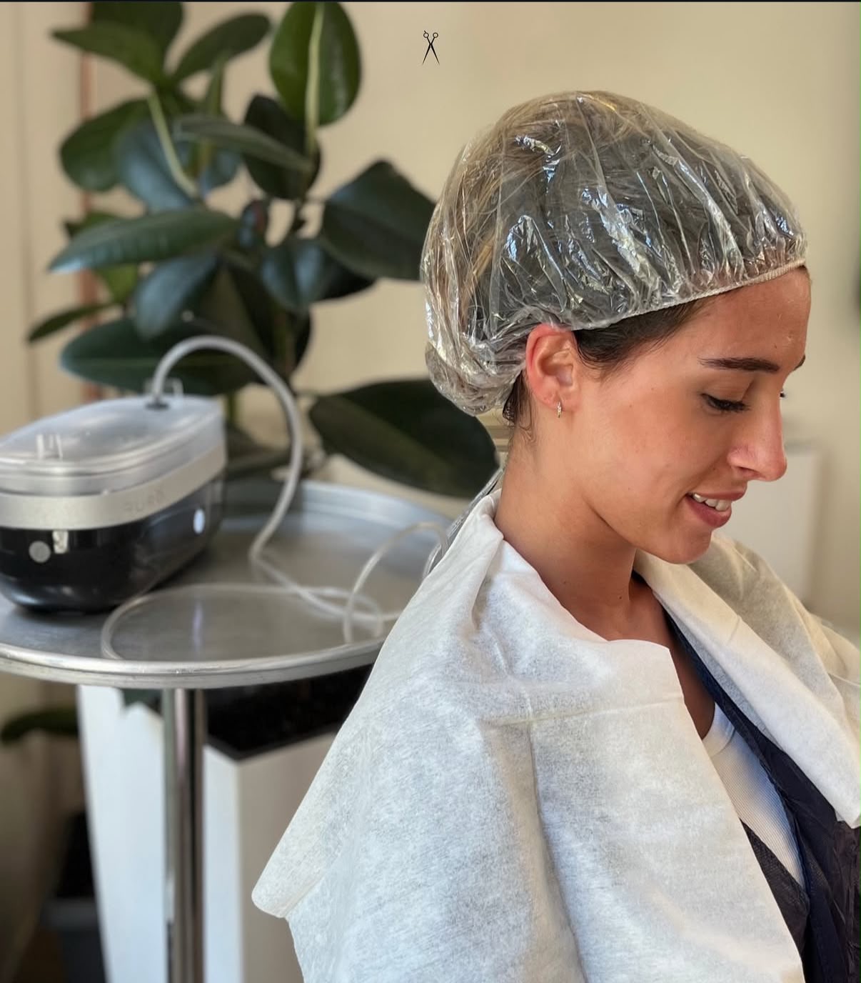 Innovazione al Servizio dei Tuoi Capelli, lavoro realizzato nel salone Riflessi